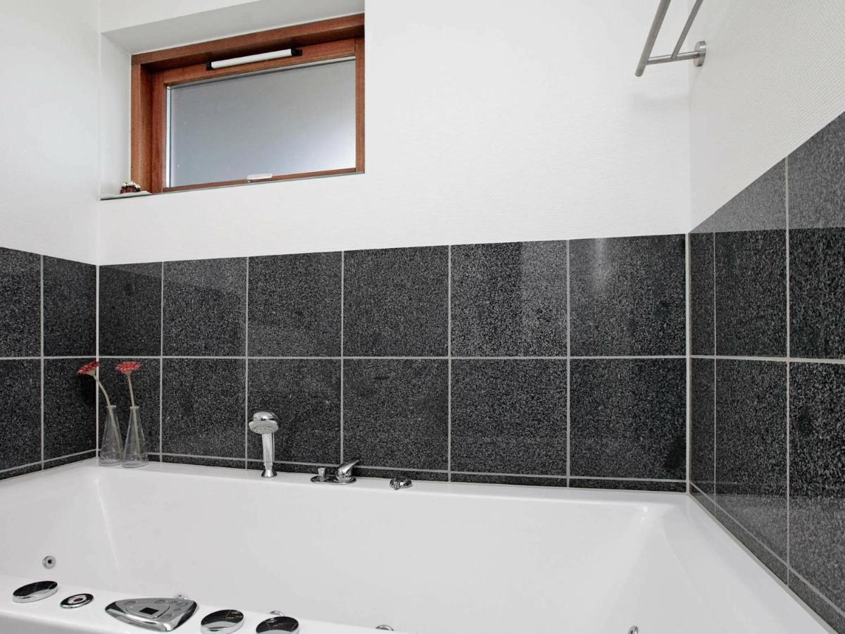 6 Person Holiday Home In Bogense Εξωτερικό φωτογραφία